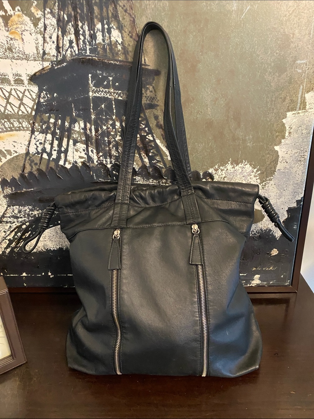 Saks 5th Avenue Black Leather Tote Bag with Dual Front Zippers